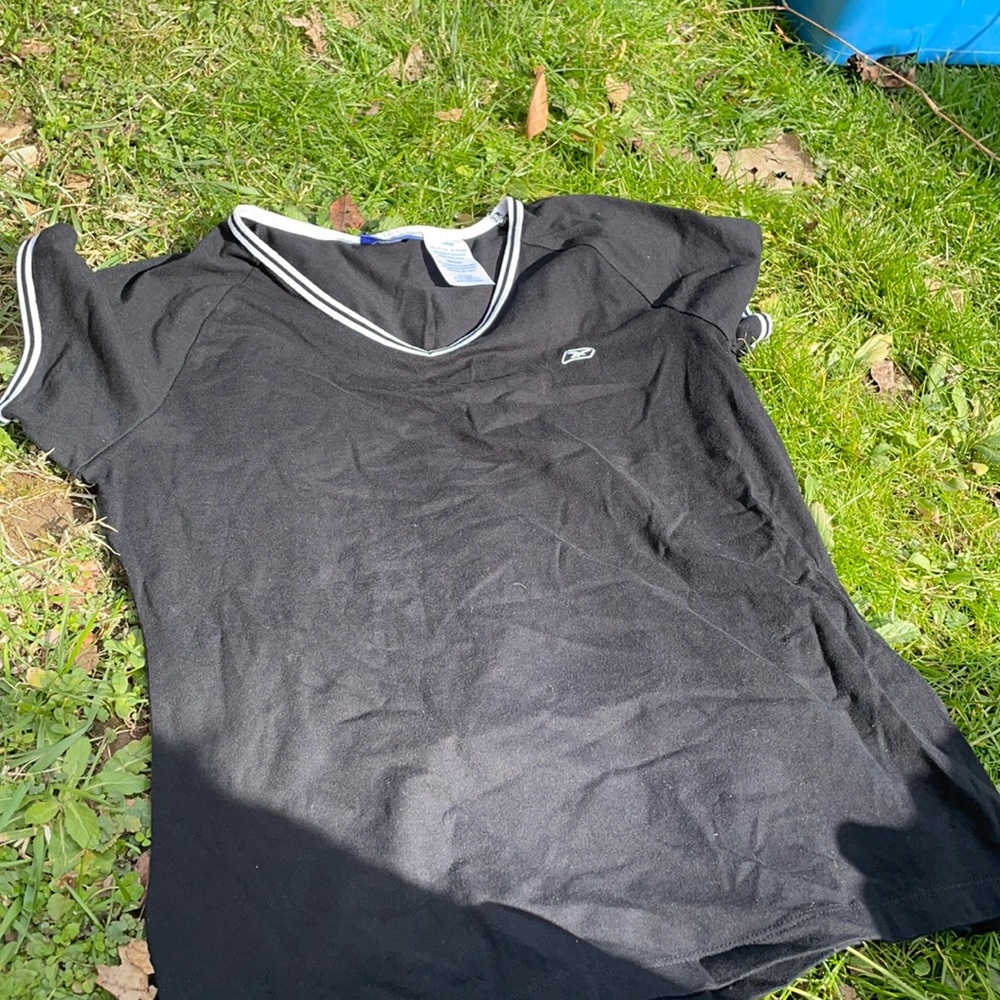 Vintage women’s Reebok shirt